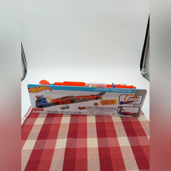 Hot Wheels Speed Track Transporter NIB - Picture 3 of 5